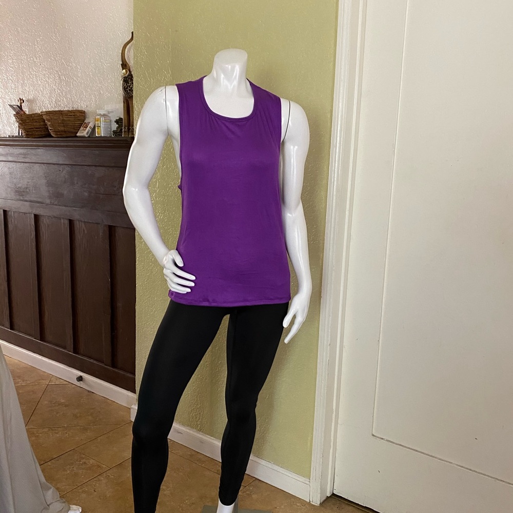 Tank top . Fabric rayon and spandex
